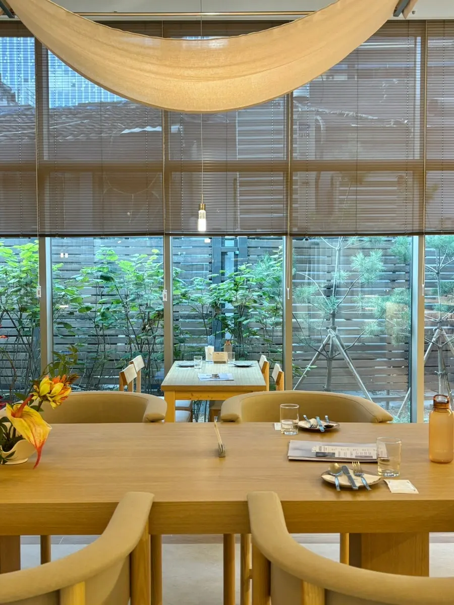 Group seating suitable for gatherings