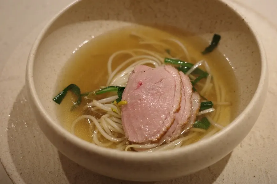 능이버섯을 넣은 능이 오리탕