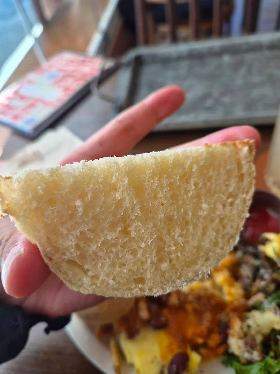Bread served with the omelette plate
