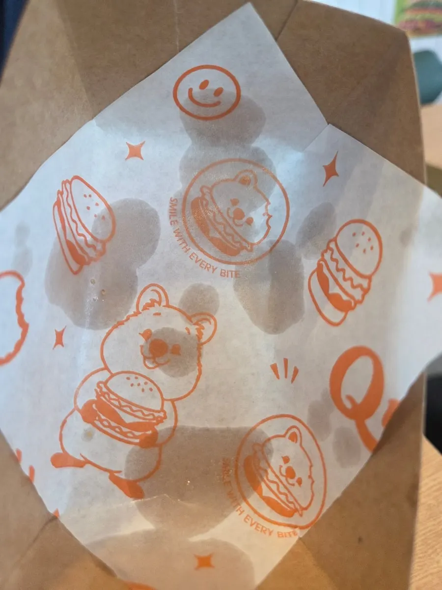 Fries on quokka-character wax paper