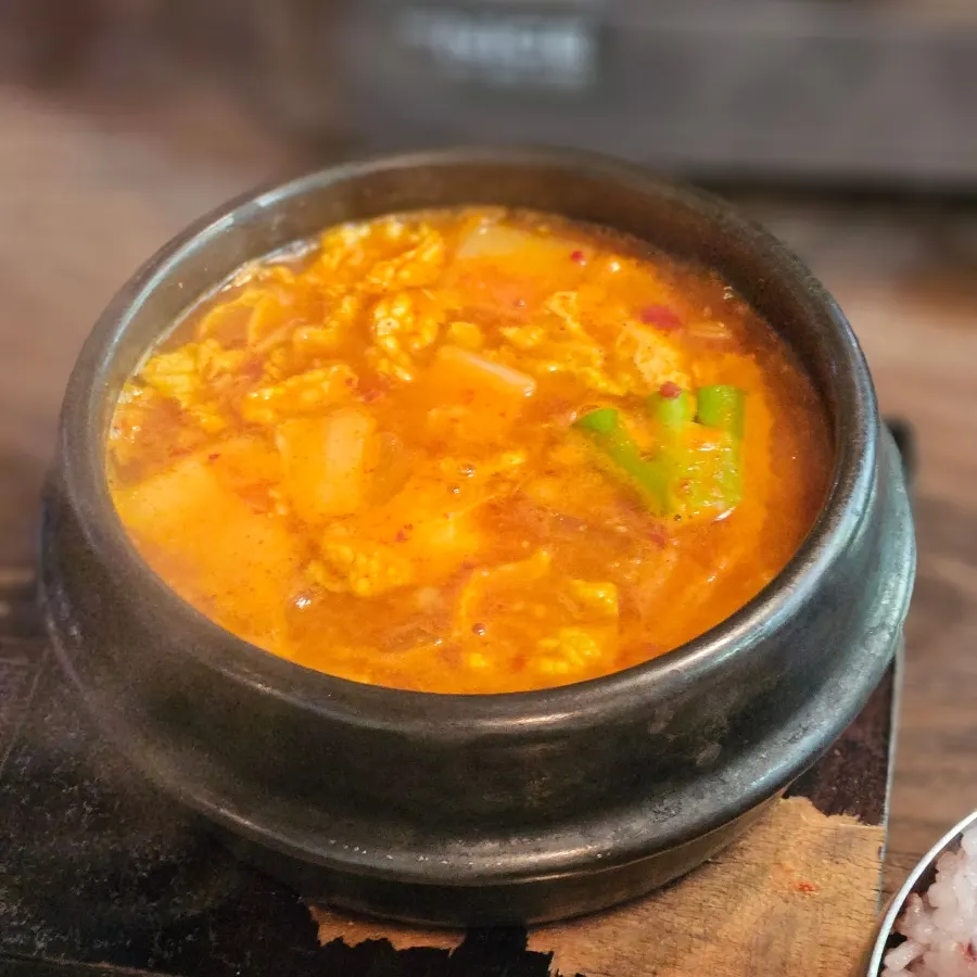 Raviok's solo doenjang jjigae