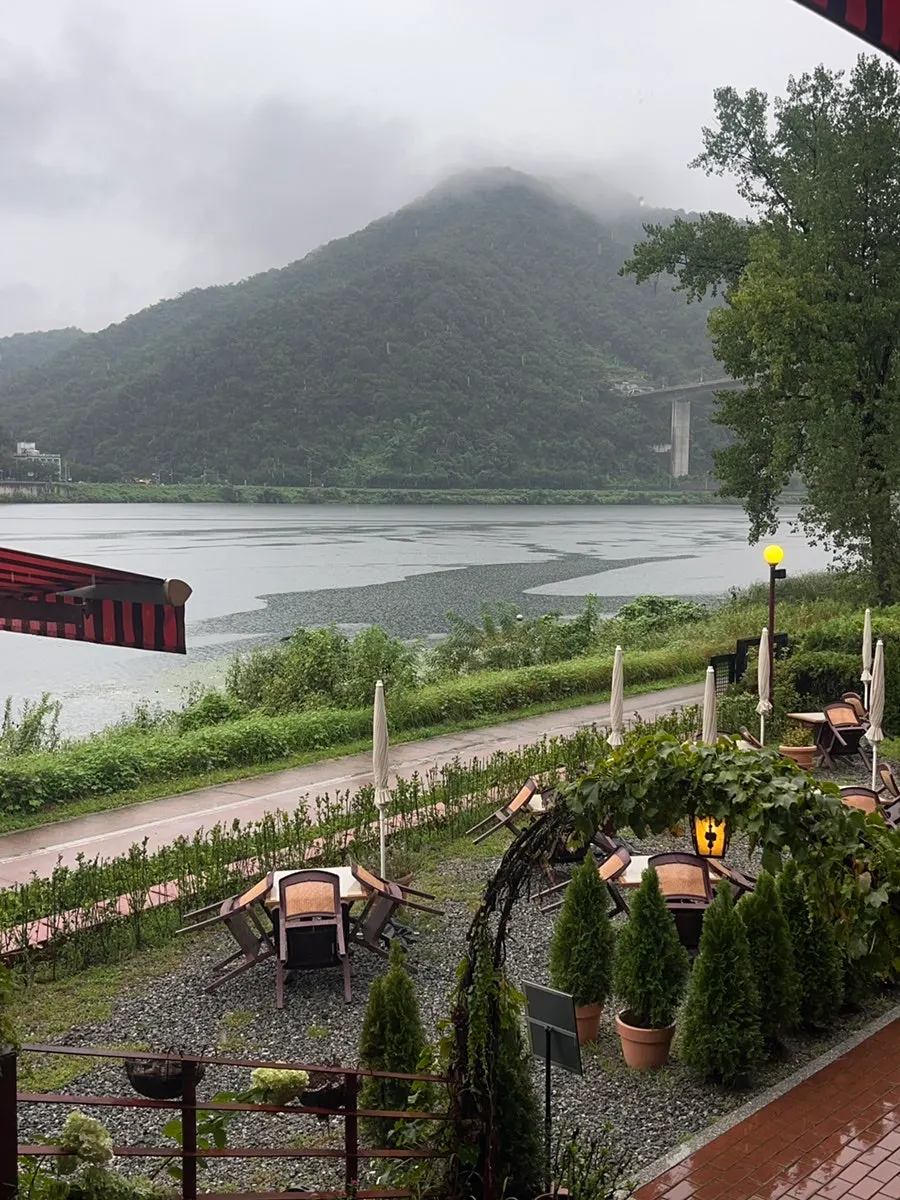 Walking path along the Bukhan River in front of the café
