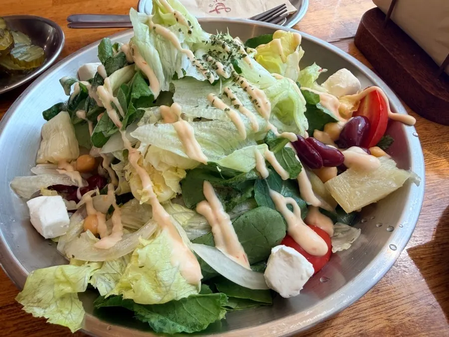 Daily salad received from the receipt photo review event