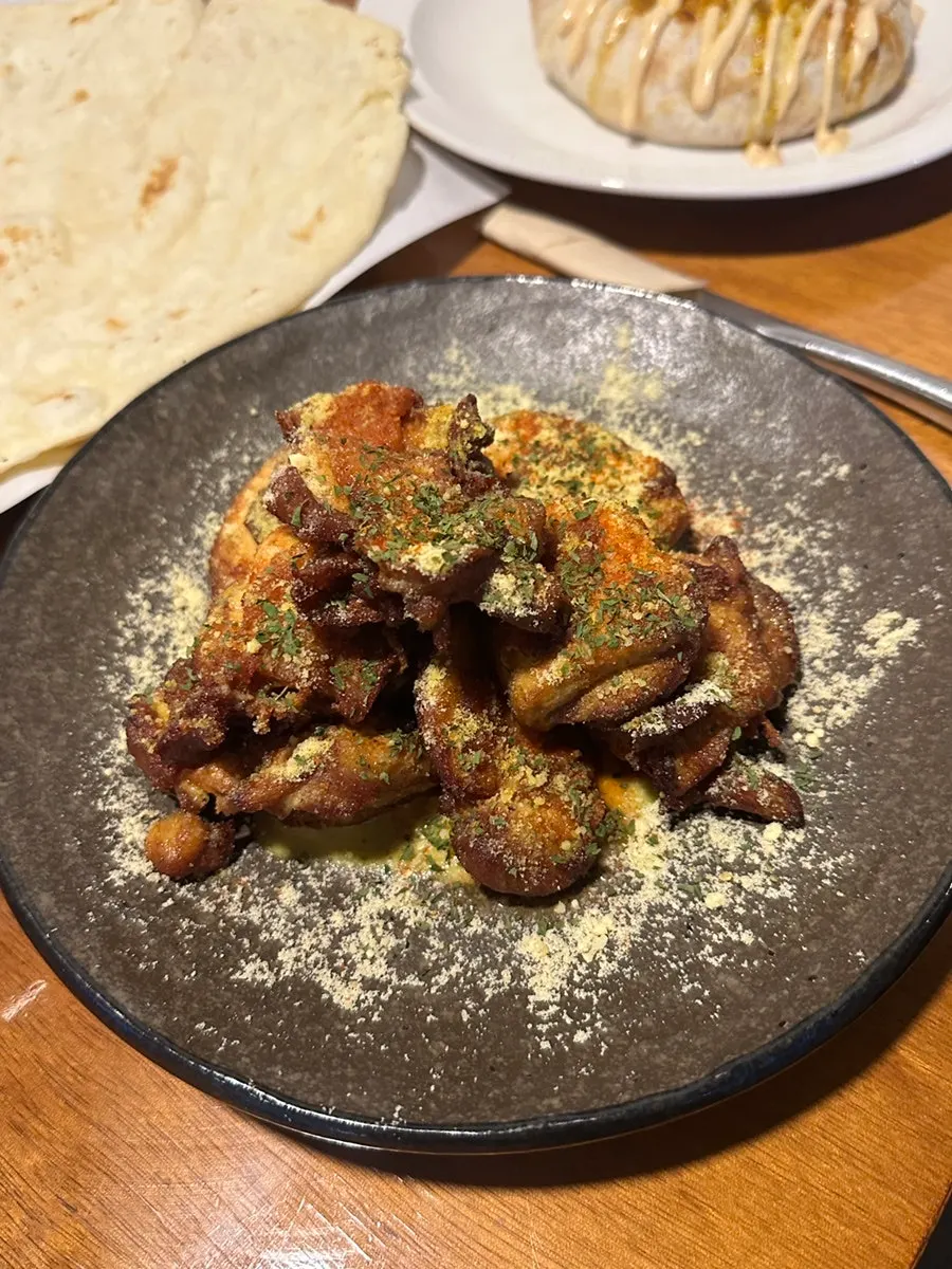 Plate of tandoori cream chicken