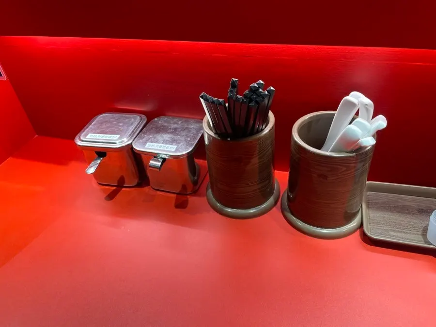 The bar table at Ramen Truck Konkuk University Branch, good for solo dining