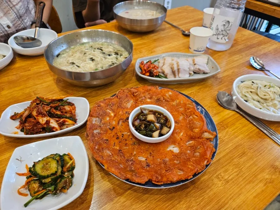 Crispy kimchijeon from Ranchalguksu