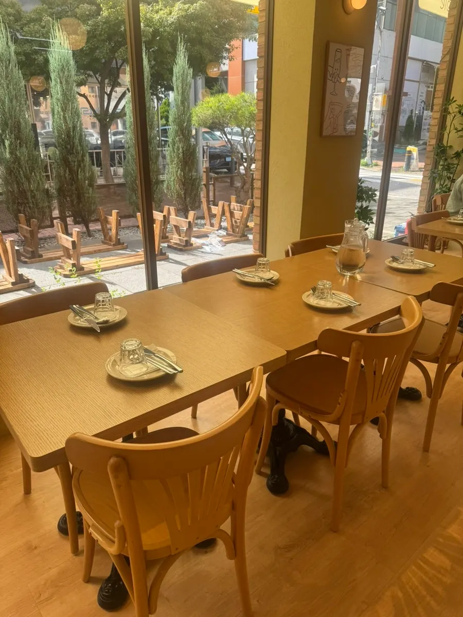 Interior details at Raon Sik Tak Pangyo Branch