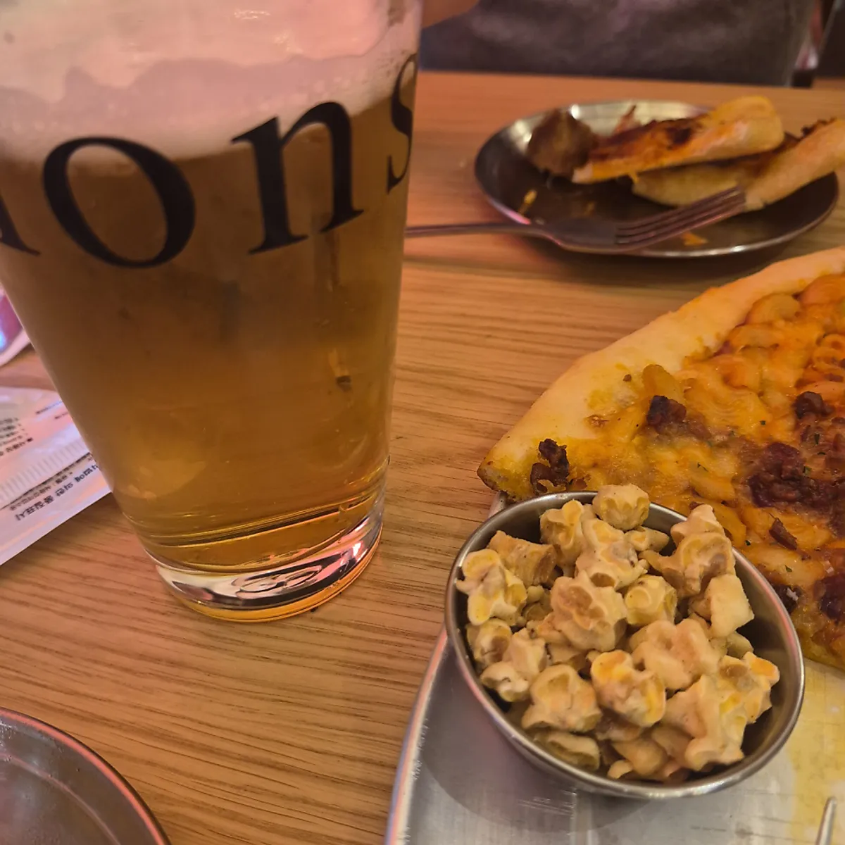 레이몬드 이수점 피맥 상차림 마무리 컷