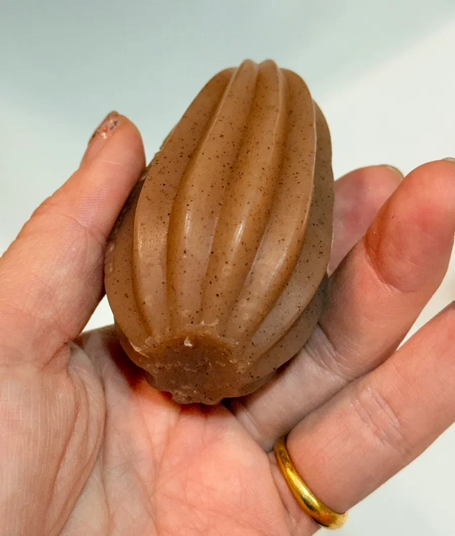 Seed soap in gift-style seed-shaped packaging