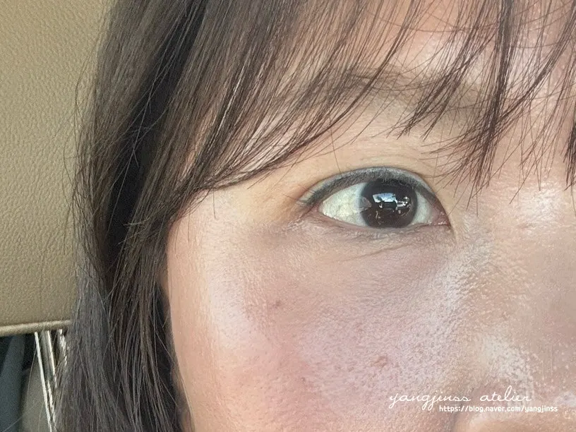 Front-facing shot of the lash curl right after treatment