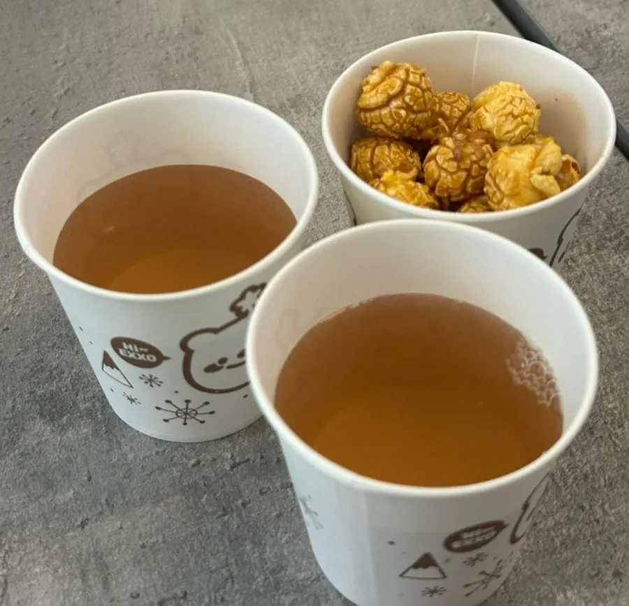 Table set with complimentary popcorn and water
