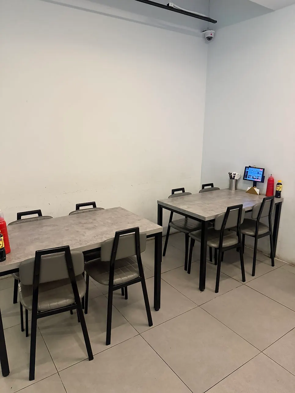 Standing tables inside Rigo Susan