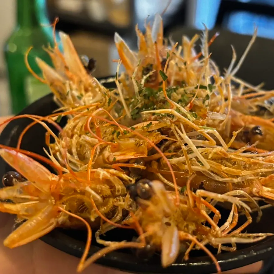 Crispy fried shrimp heads
