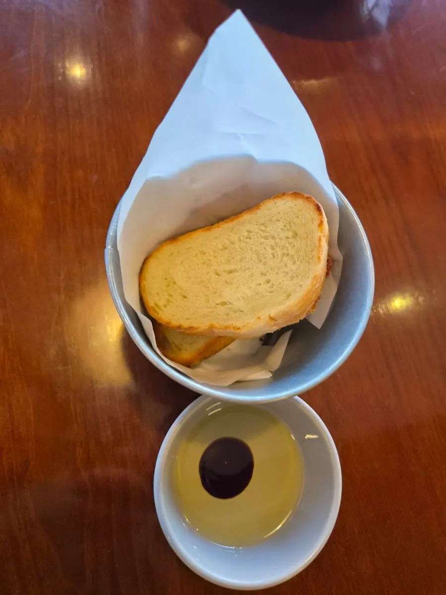 Warm, freshly baked pre-meal bread