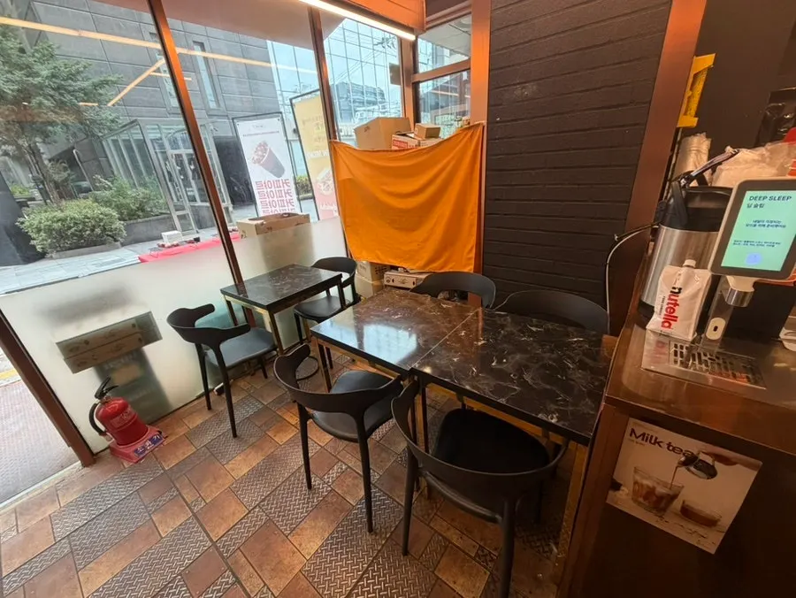 Cozy interior seating at Roastery Stan Yeoksam Main