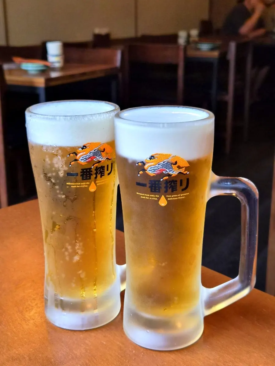 거품이 올라온 기린 생맥주 잔