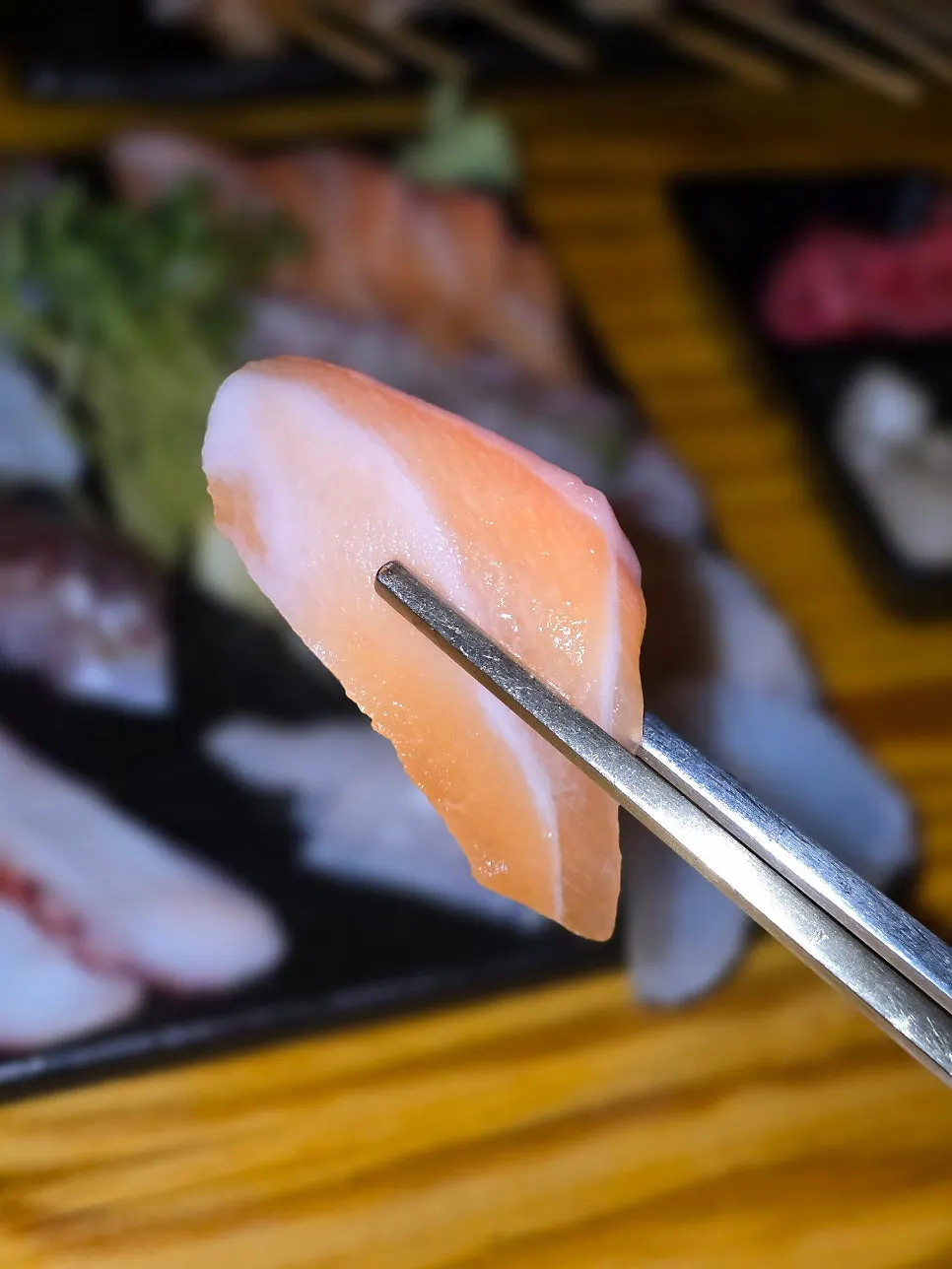 鶏軟骨と鶏皮の串