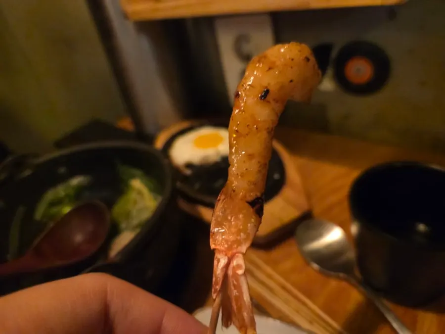 닭꼬치와 염통 등 고기 꼬치구이