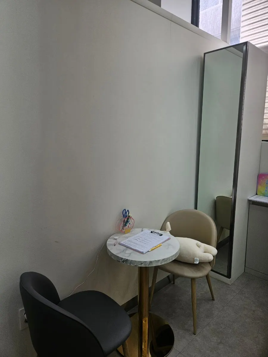 키티 소품이 가득한 프라이빗 시술실