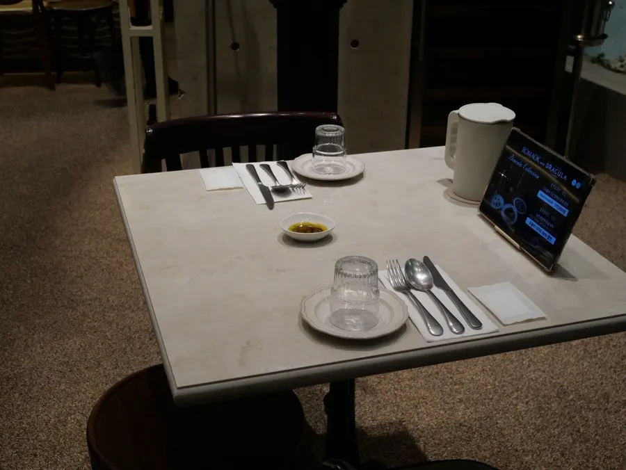Pre-set table at Romaok Magok for reserved guests