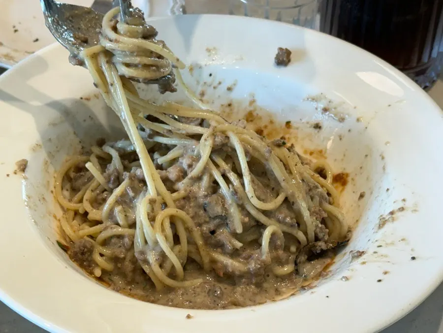 Pre-meal bread topped with Korean beef ragu sauce