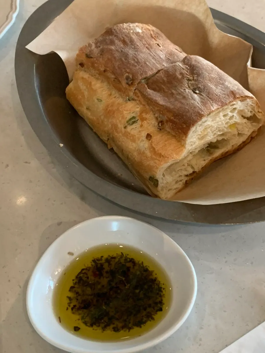 Romaok's pre-meal bread with olive oil