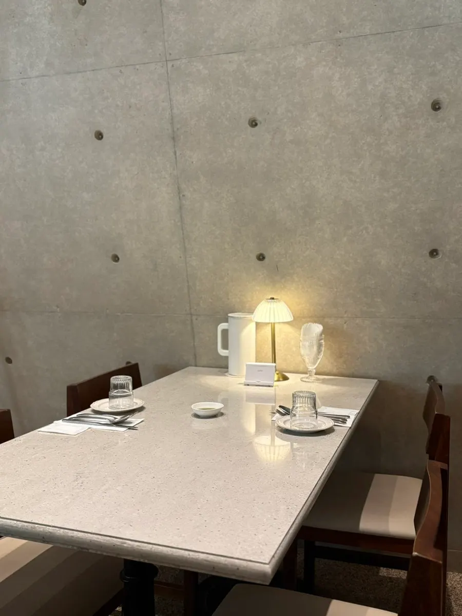 Seating well-suited to an anniversary meal at Romaok Magok