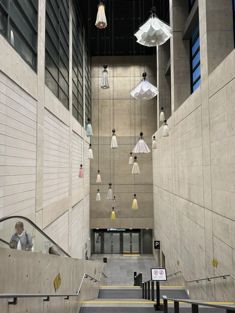The path to Romaok Magok on the 3rd floor of LG Art Center Seoul