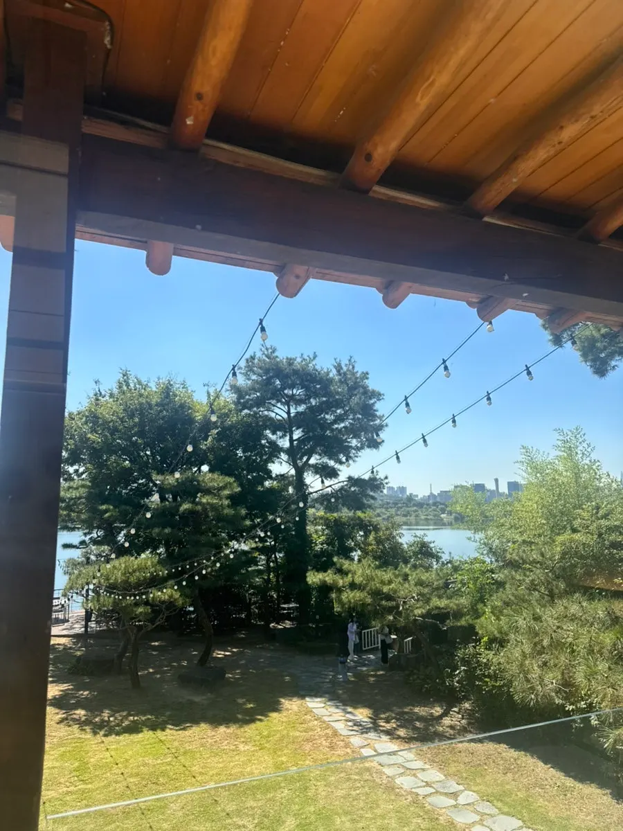 로마옥 리버사이드 카페에서 본 한강 풍경