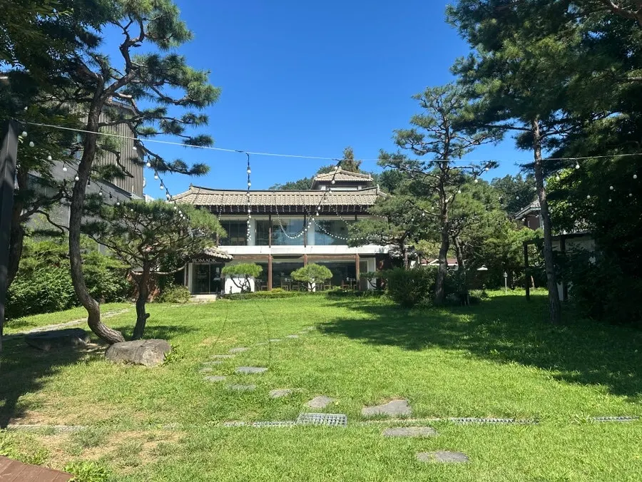 Rental space at Romaok Riverside available for dol (first birthday) parties in Namyangju