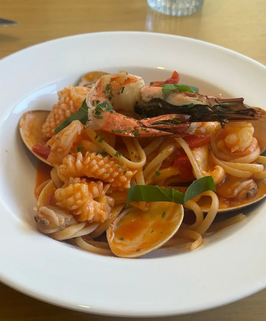 A plate of Napoli mare pomodoro pasta