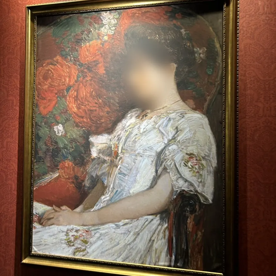 명화를 활용한 로제타 내부 인테리어