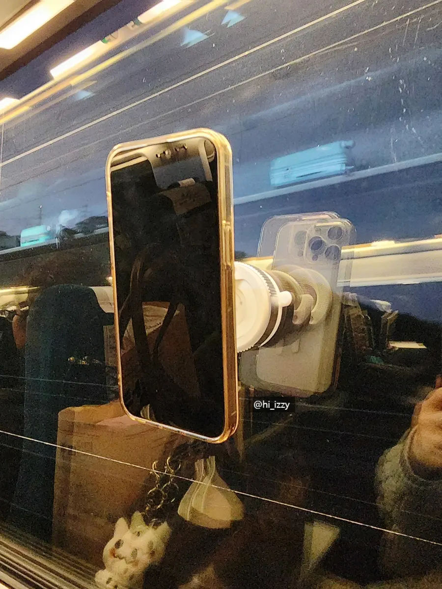 Mount used while attached inside a train
