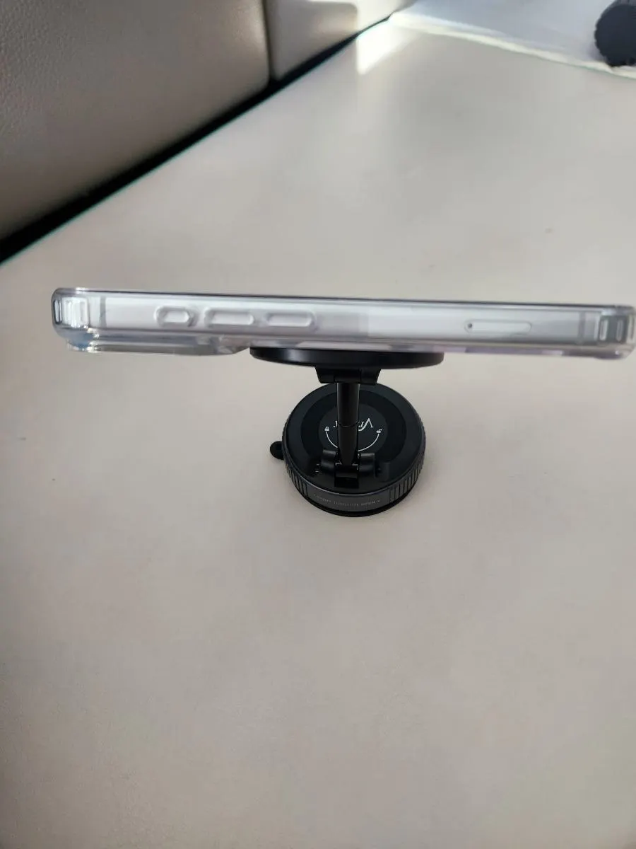 Mount used like a stand on a table