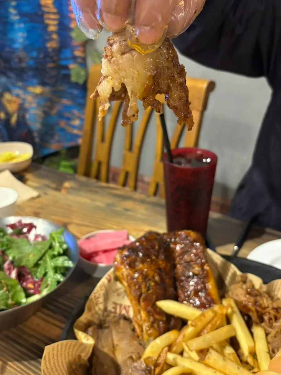 두툼한 로인립 클로즈업