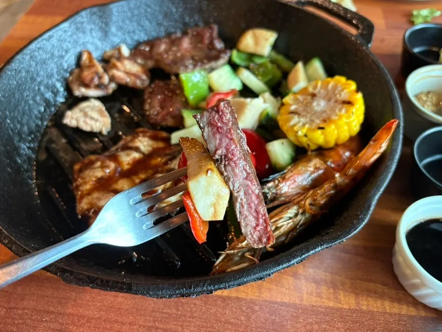 Cross-section of the steak cooked medium rare