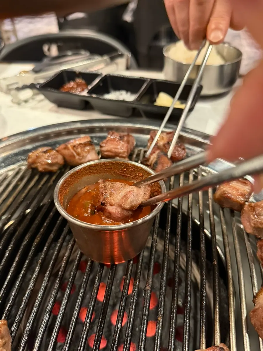 흑돼지형제들 가정루원시티본점 흑돼지 구이 상차림