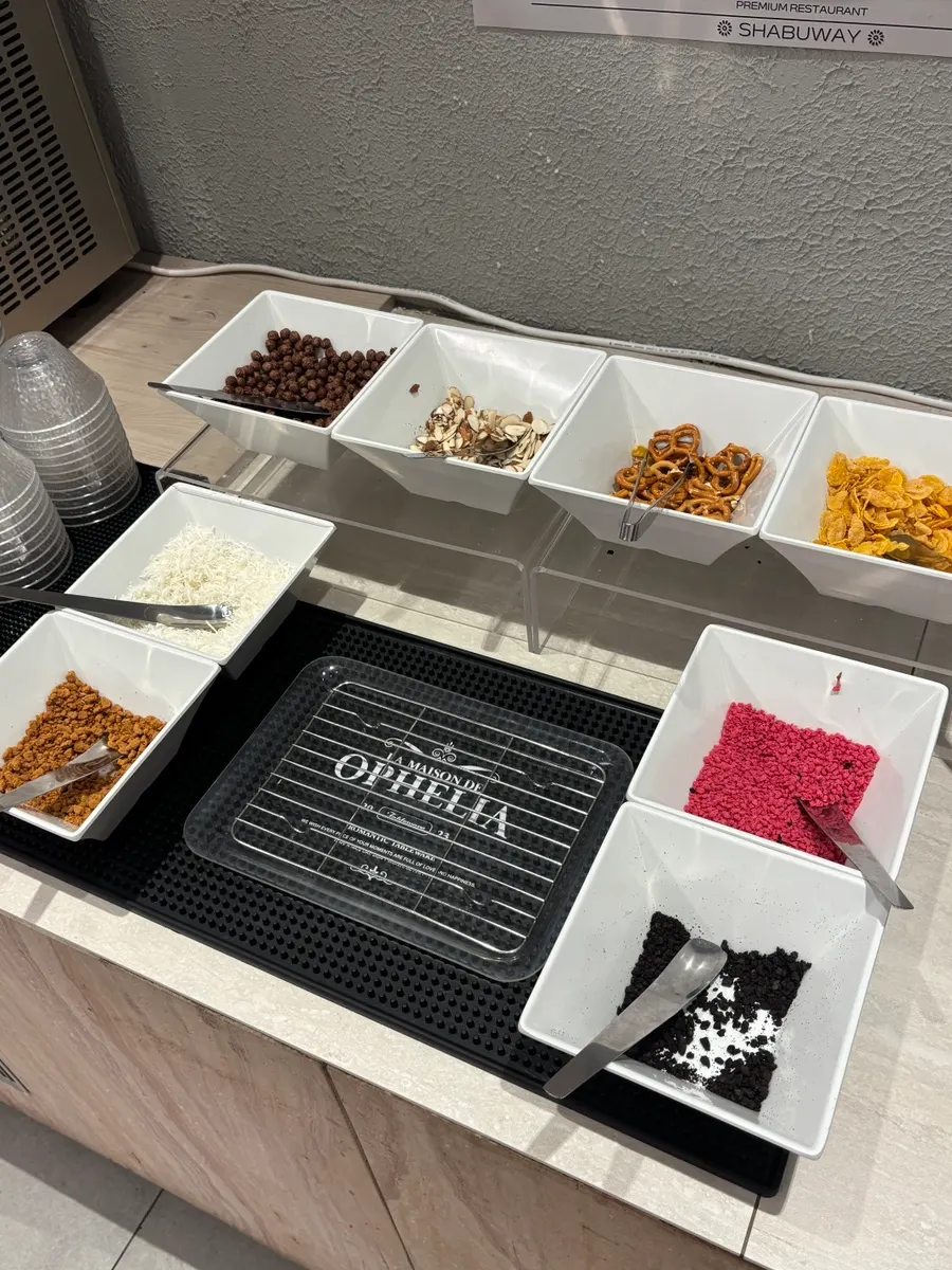 Shabu-shabu and side-dish selection