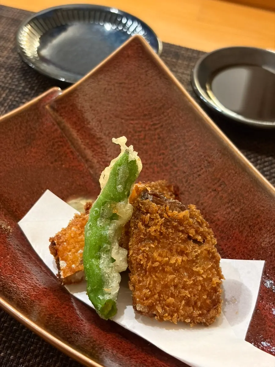 Kaisendon wrapped in seaweed