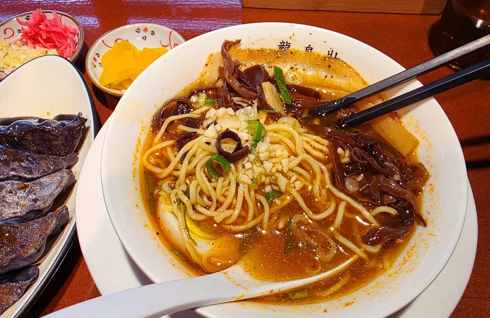 Noodles lifted from the Asari ramen