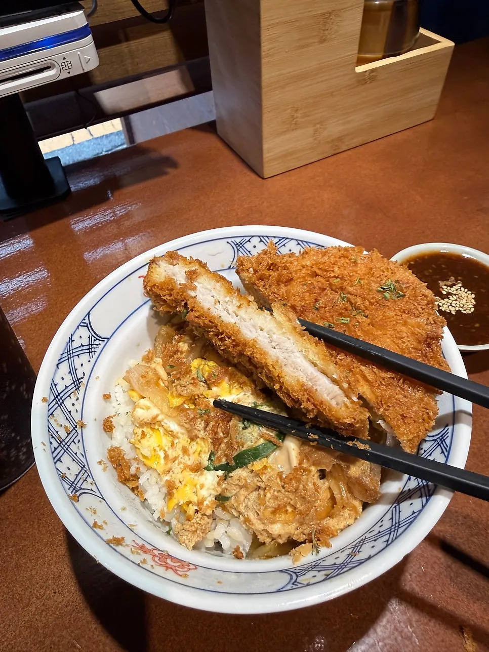 두툼한 돈카츠 단면