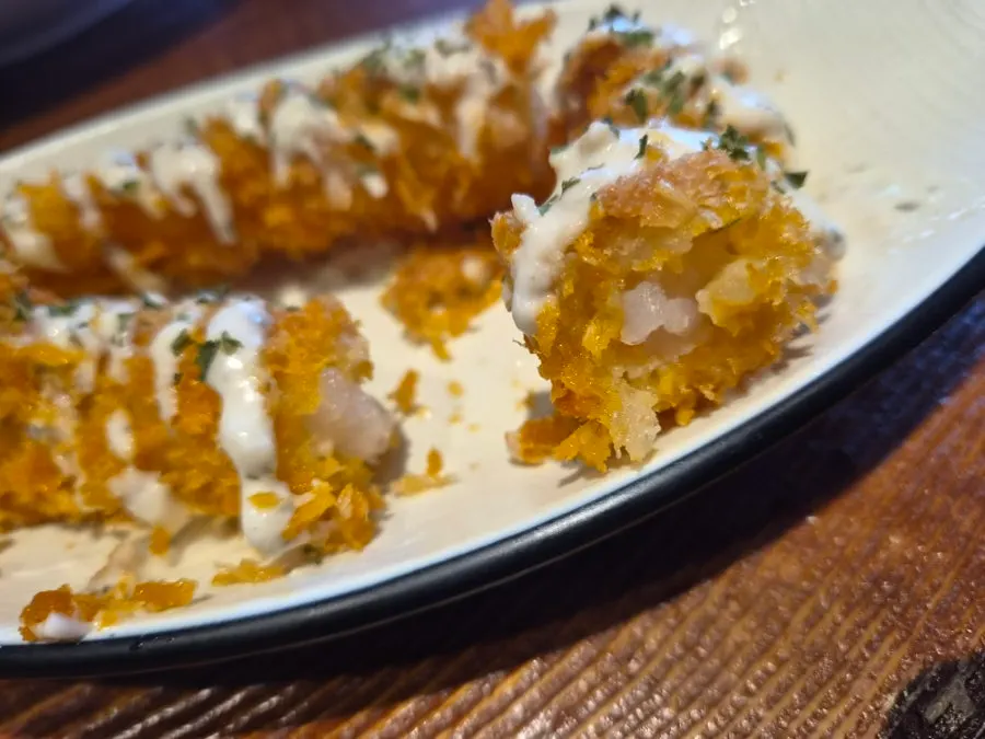 Ebi tempura renyah berisi udang gemuk