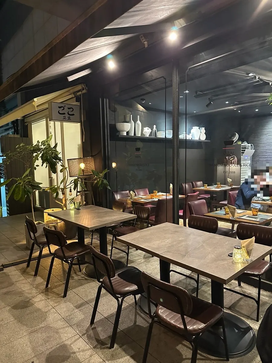 Dog-friendly terrace seating at SABAL