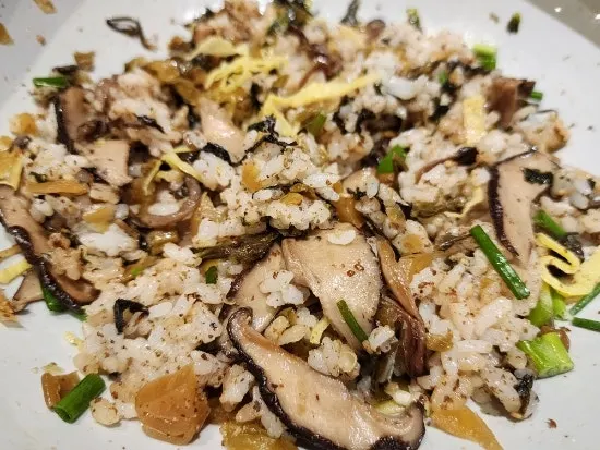 Close-up of the bibimbap sprinkled with perilla powder