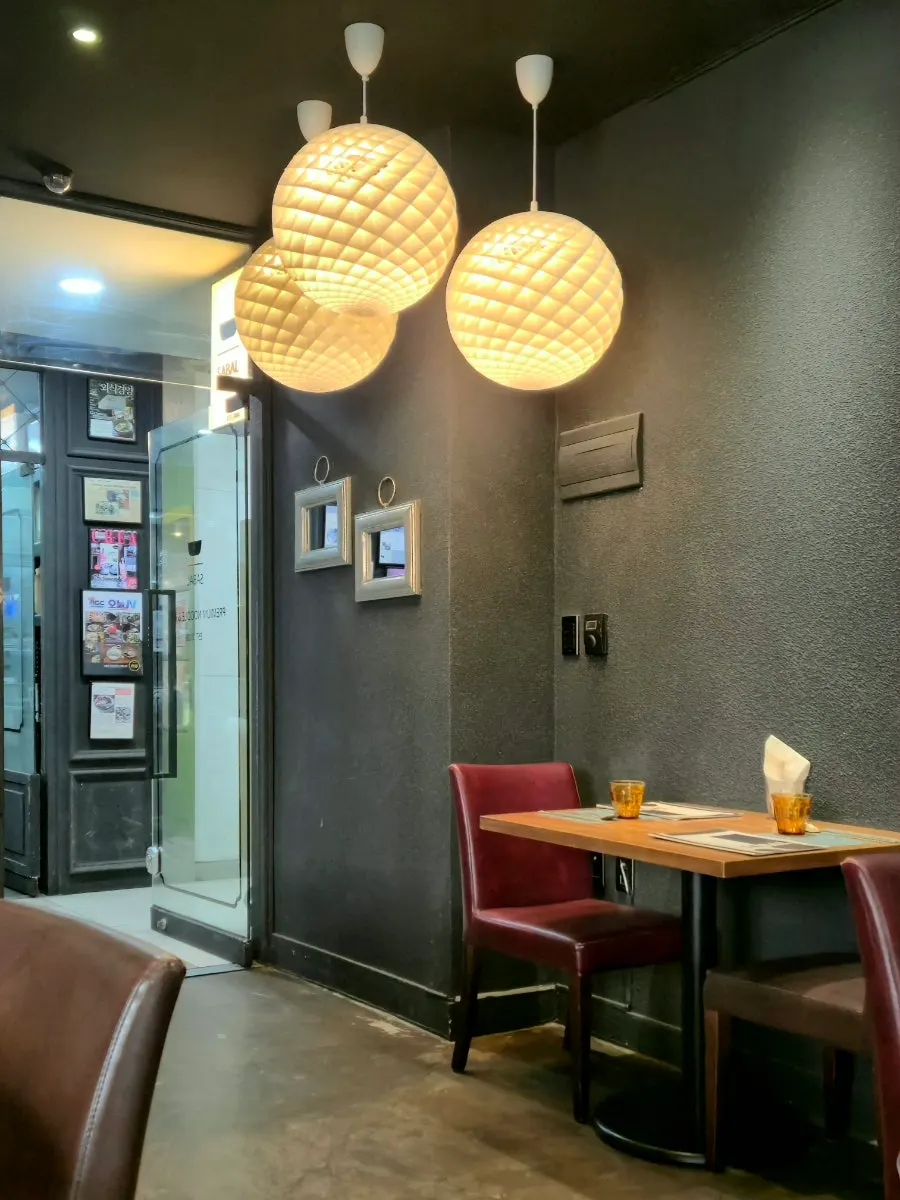 SABAL restaurant entrance