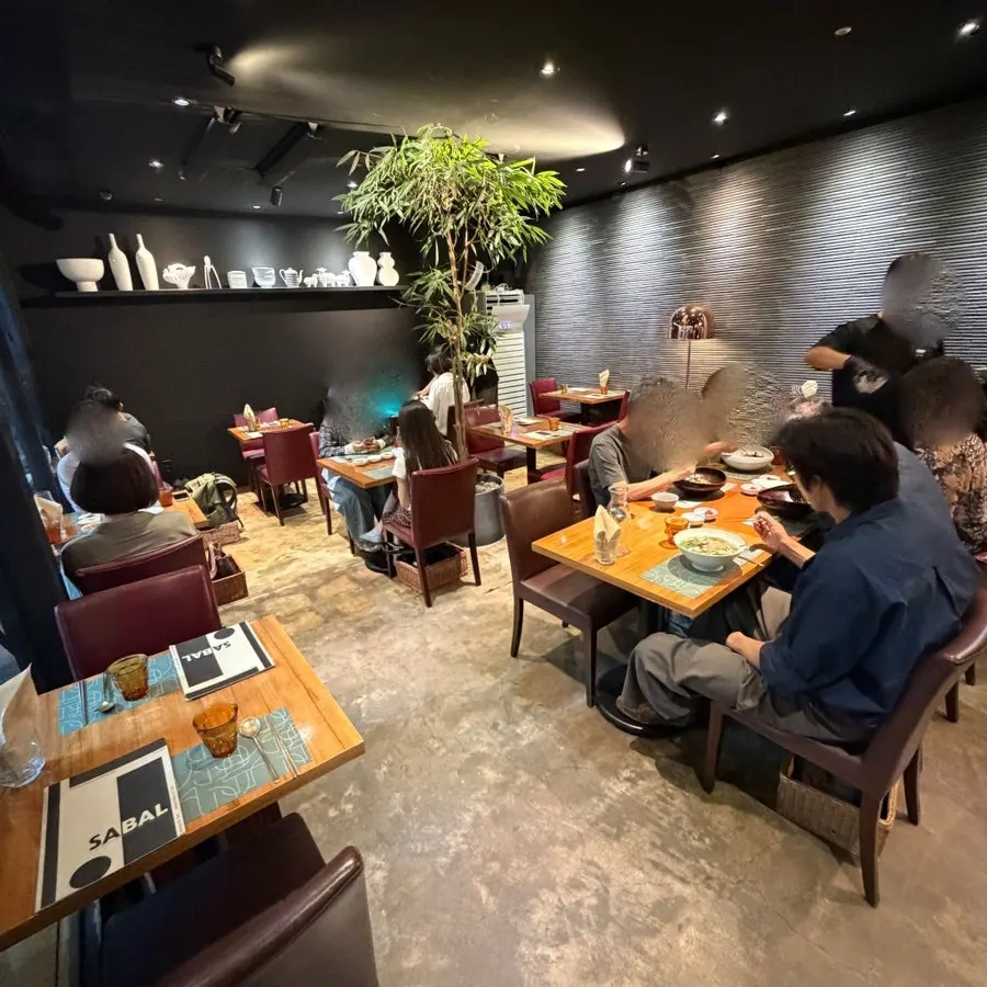 사발 바깥 테라스 좌석