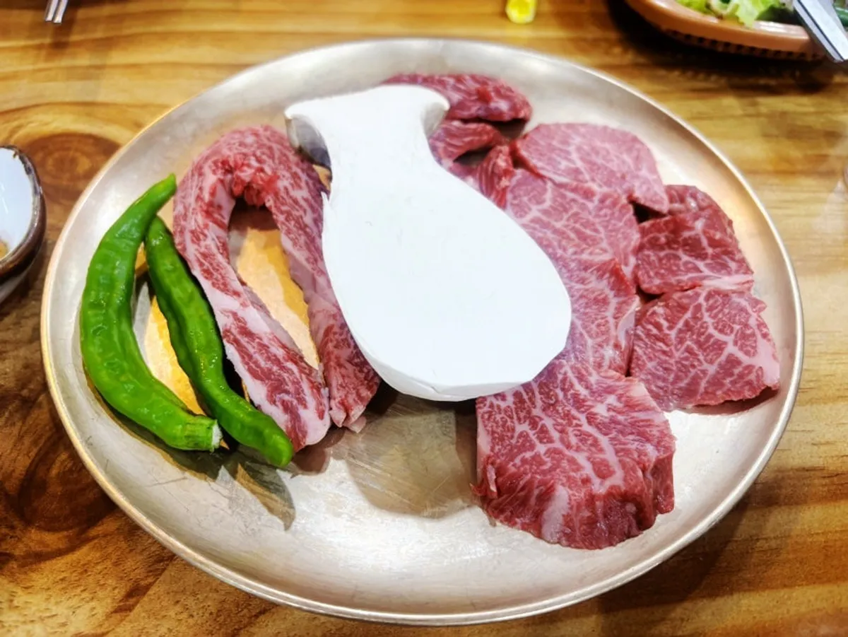 Main photo from the visit to Sabong Hanwoochon Sikyuk Sikdang in Jinju