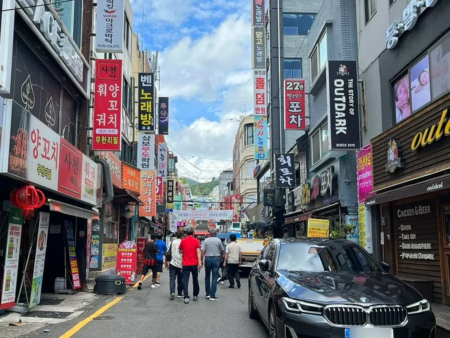 부평깡통시장 골목의 사천훠궈양꼬치 남포점 외관