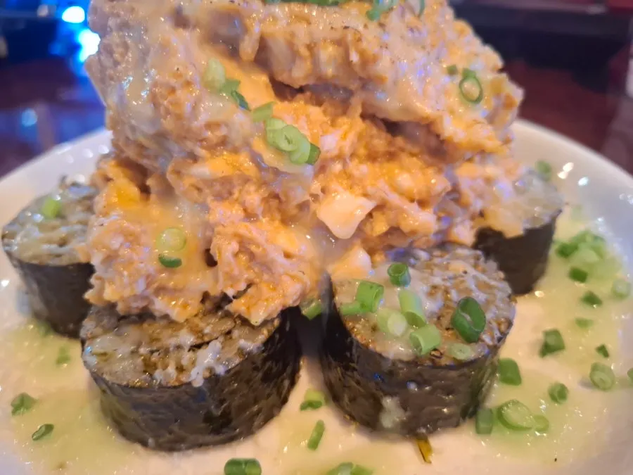 Ankimo maki and its accompaniments