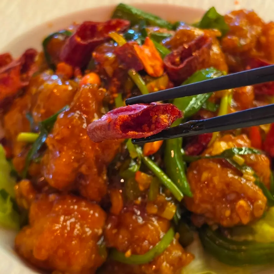 Fried pepper flakes and gangpunggi